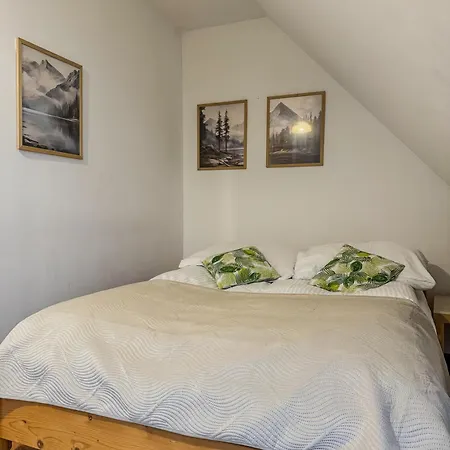 Konda - Bania , Sauna Privat bolig *