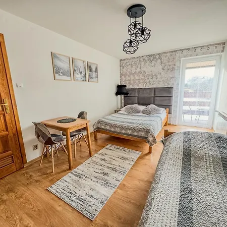 Homestay Konda - Bania , Sauna , Skibus Pod Domem